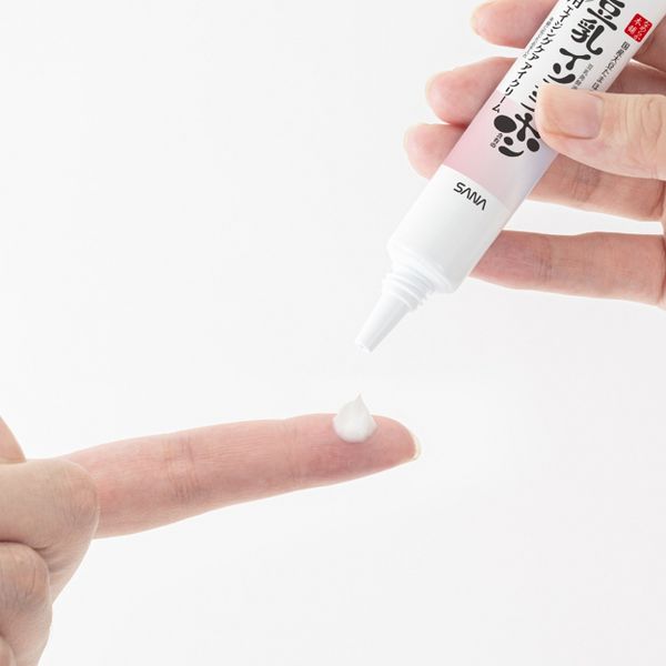 Sana Soy Milk Wrinkle Brightening Care Eye Cream