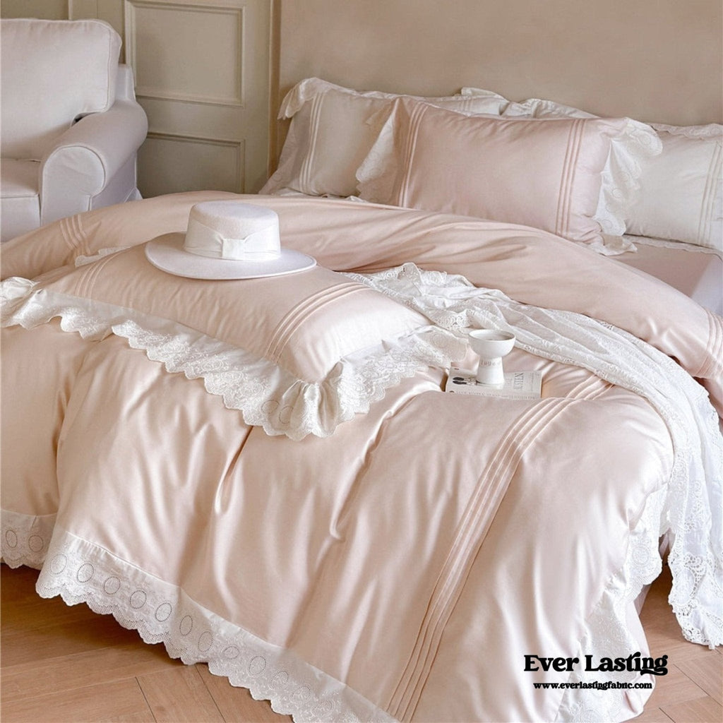 Isabelle Silky Cottage Ruffled Bedding Set / Pink