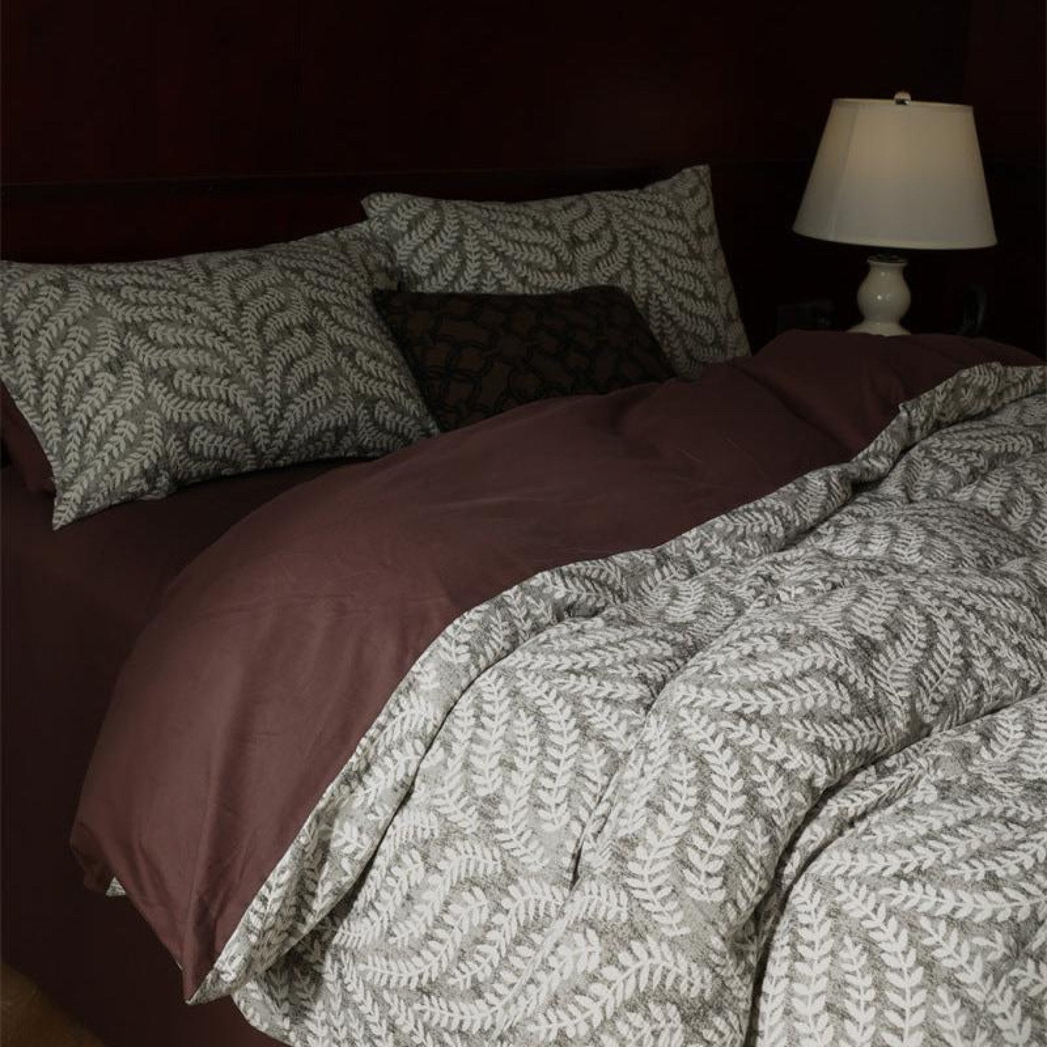 Lucien Silky Vintage Jacquard Bedding Set / Green